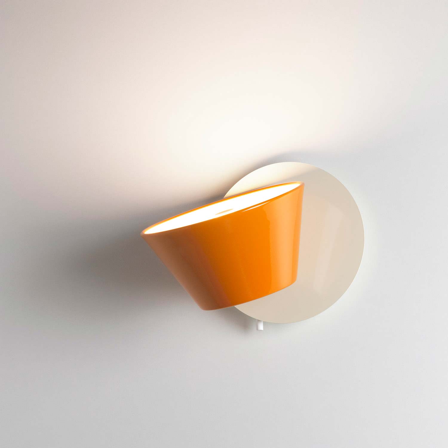 Tam Tam A vegglampe i vakre farger Lampefeber Marset Tam Tam Satelitt skjerm Orange Fri Frakt!
