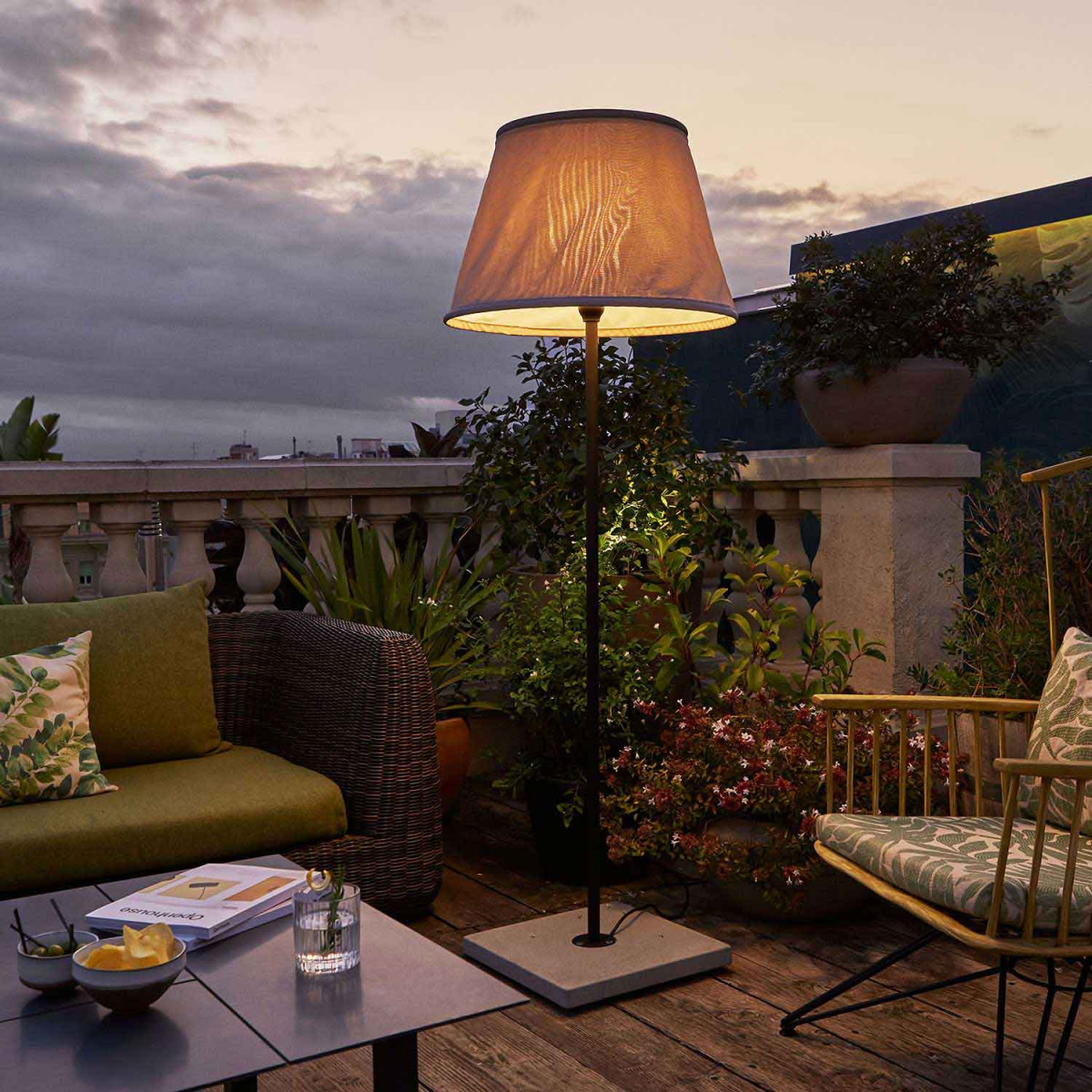 Modern Outdoor Floor Lamps Standing Modern Outdoor Floor Lamps Standing